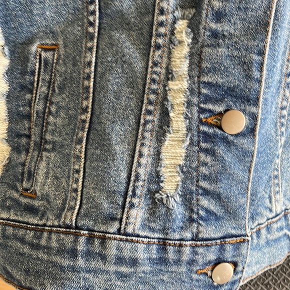 Wild Fable Distressed Jean Vest - Picture 2 of 5
